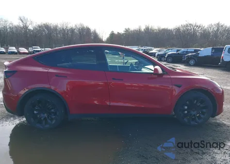 2022 Tesla Model Y Long Range Dual Motor All-Wheel Drive from USA, damaged, VIN 7SAYGDEE9NF426372